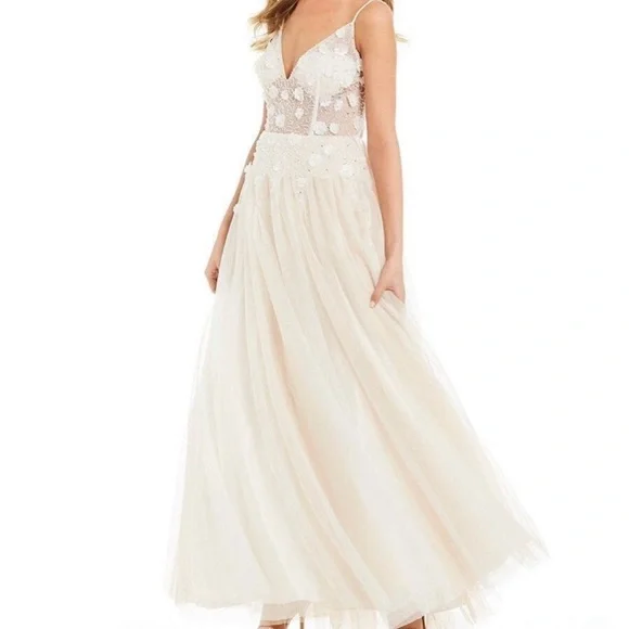 Gianni Bini Ivory Lace Prom Dress Size 3 - Picture 2 of 8